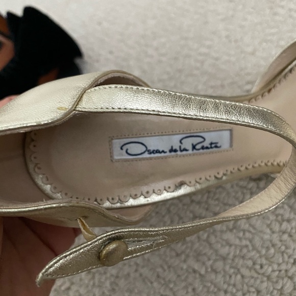 Oscar de la renta gold leather sandals - Picture 4 of 7